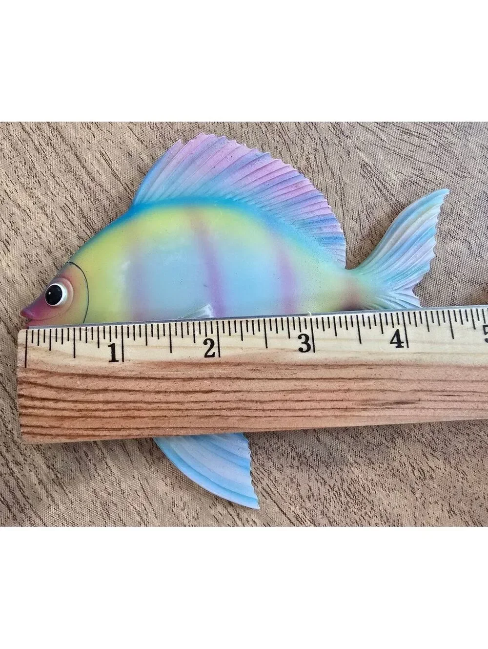 Vintage 2004 Art Americana Tropical Fish Resin Wall Plaques Hangings Decor